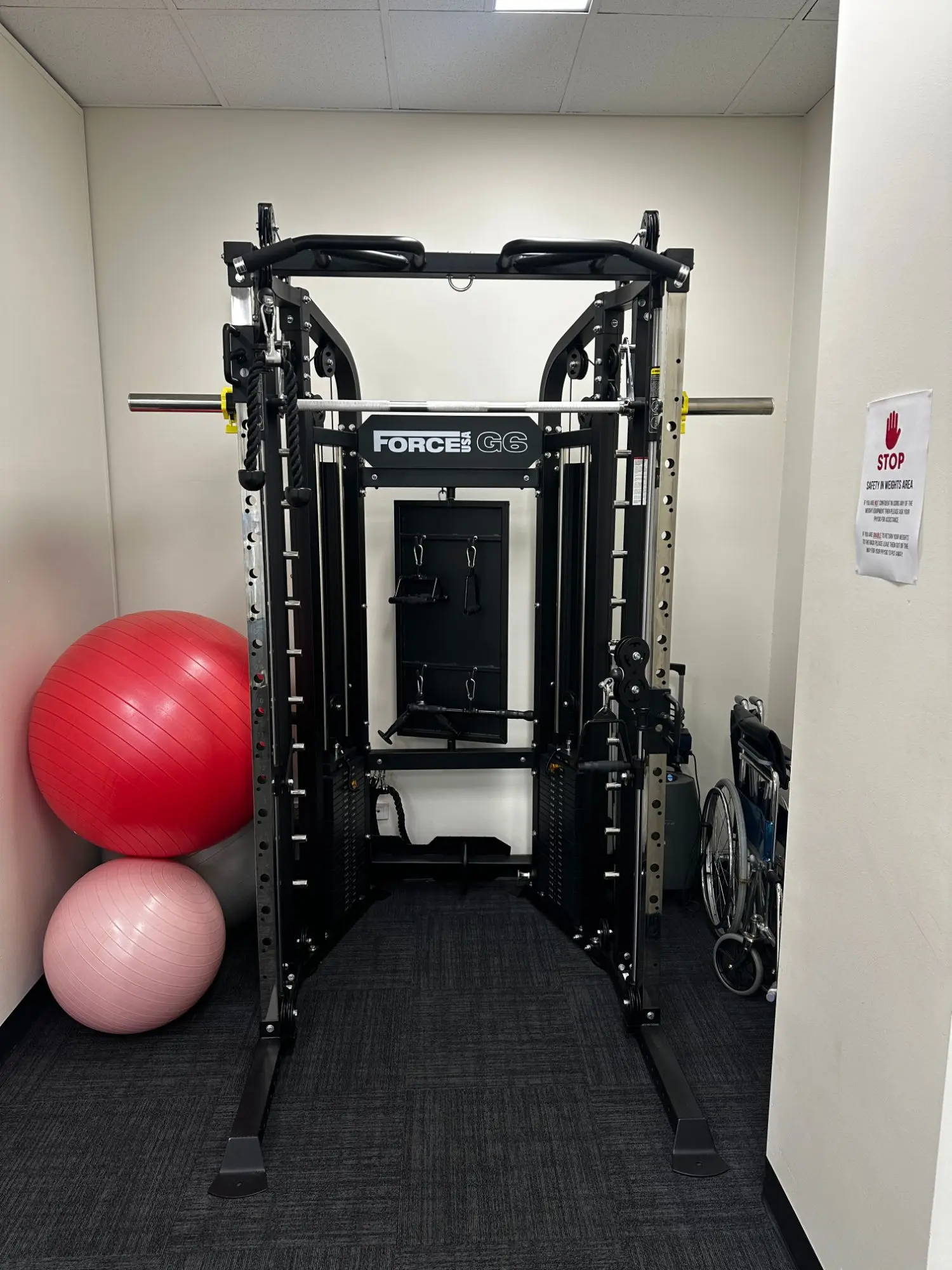 Strength training equipment at Respiratory PhysiO2